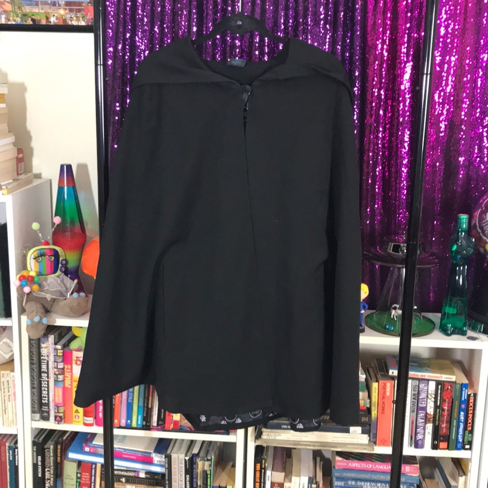 Riverdale hooded cape